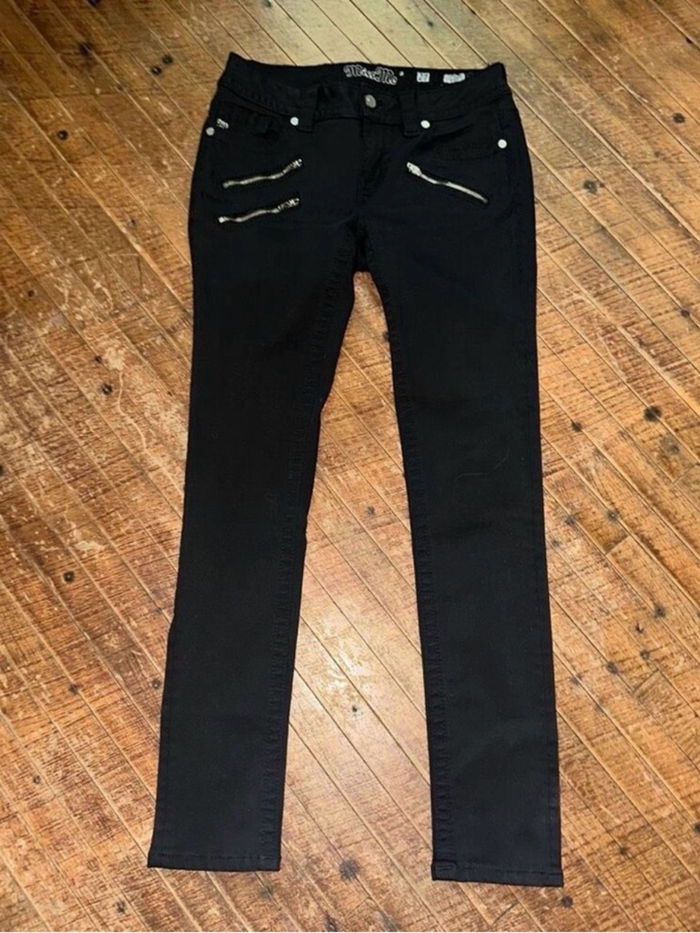 Black Skinny Jeans with Zipper Accents